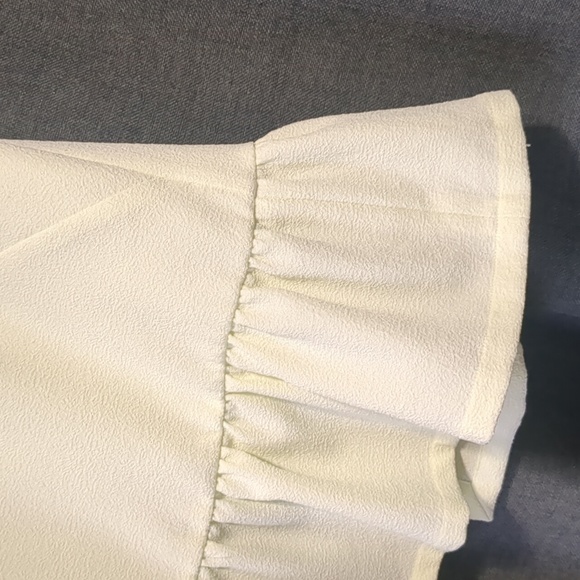 French Connection Yellow Tennis Crepe Swing Back Sleeveless Top - Picture 4 of 6